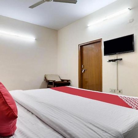 Anh Hotel Lucknow Eksteriør bilde