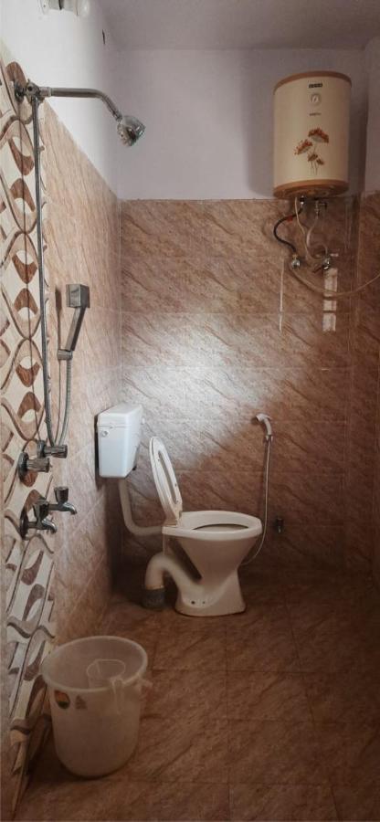 Anh Hotel Lucknow Eksteriør bilde