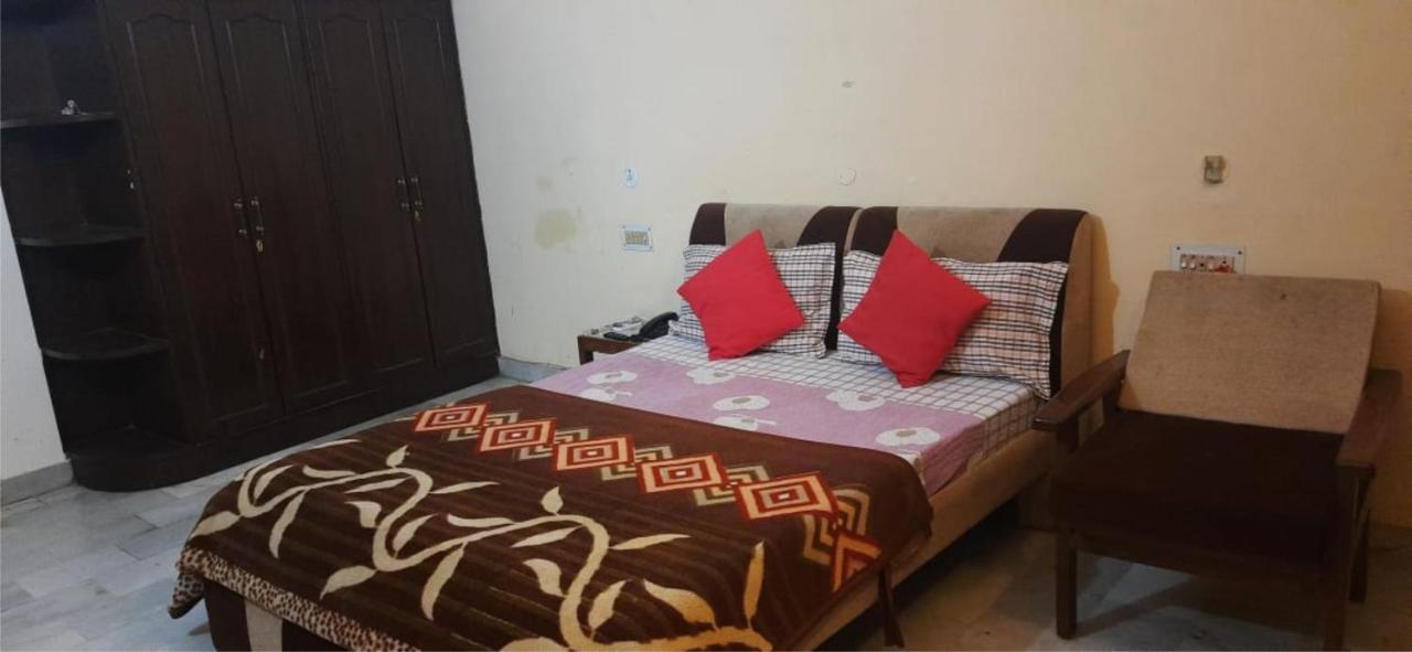 Anh Hotel Lucknow Eksteriør bilde