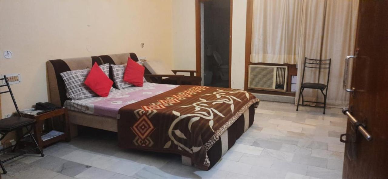 Anh Hotel Lucknow Eksteriør bilde