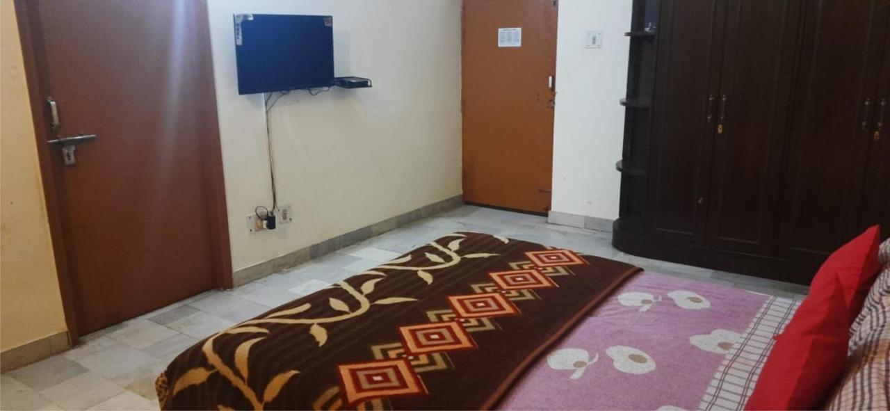 Anh Hotel Lucknow Eksteriør bilde